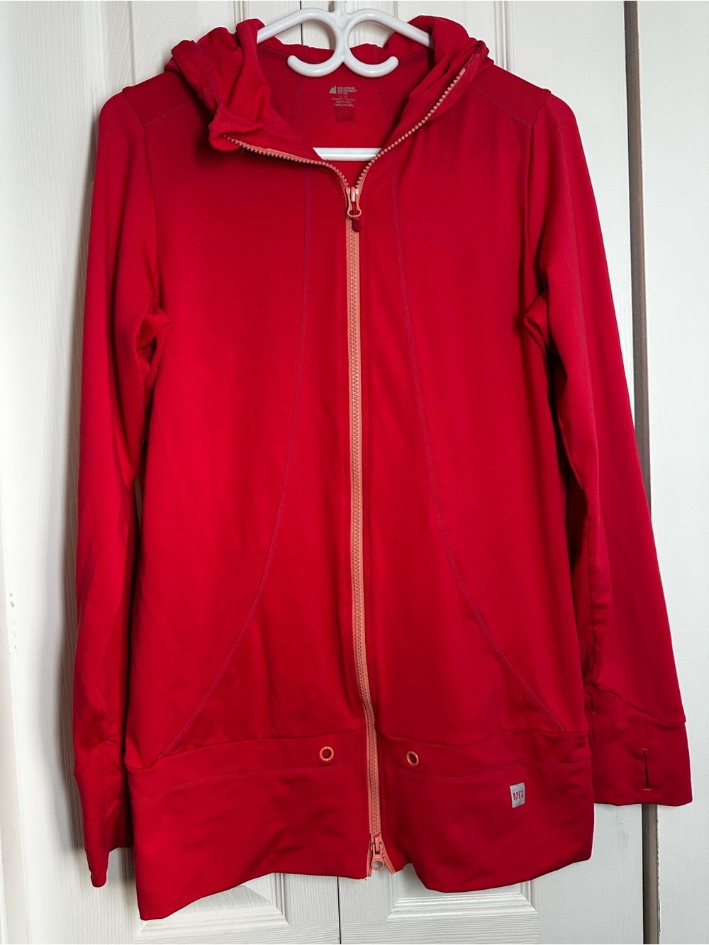 MEC Women's Bright coral Full-Zip Hooded Jacket